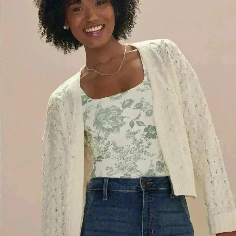 Francesca's Collections Cream Cardigan
